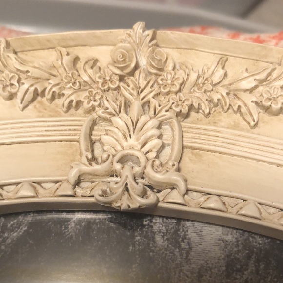 Shabby Chic Photo Frame with intricate details! - Picture 16 of 17